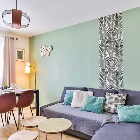 Cosy, Idealement Situe En Centre-ville * لي سابلِ دولونْ