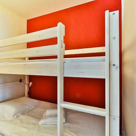 Cosy, Idealement Situe En Centre-ville *